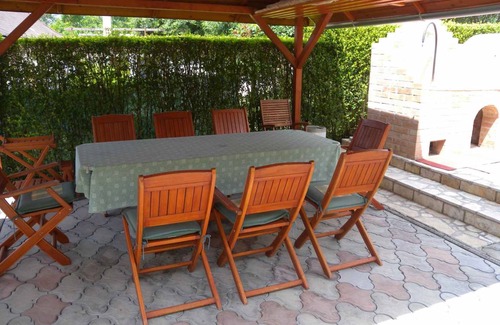 Balatonfuzfo House | 100 m² House ∙ 4 bedrooms ∙ 9 guests