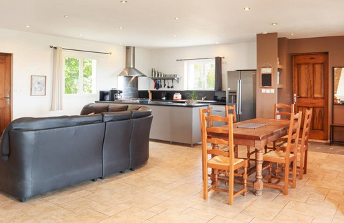 Orgnac-l'Aven House | 100 m² House ∙ 3 bedrooms ∙ 6 guests