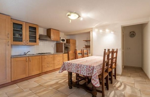 Saint-Germain House | 100 m² House ∙ 3 bedrooms ∙ 7 guests
