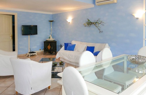 Monade Santa Lucia Villa | 100 m² Villa ∙ 3 bedrooms ∙ 6 guests