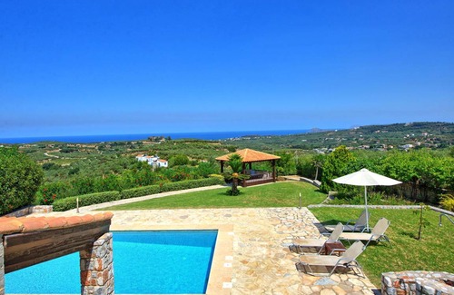 Platanias Villa | 100 m² Villa ∙ 2 bedrooms ∙ 4 guests
