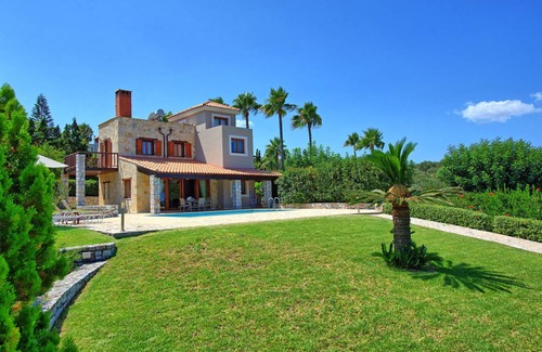 Platanias Villa | 100 m² Villa ∙ 2 bedrooms ∙ 4 guests
