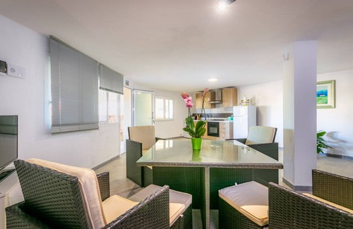 San Lorenzo Villa | 100 m² Villa ∙ 2 bedrooms ∙ 4 guests