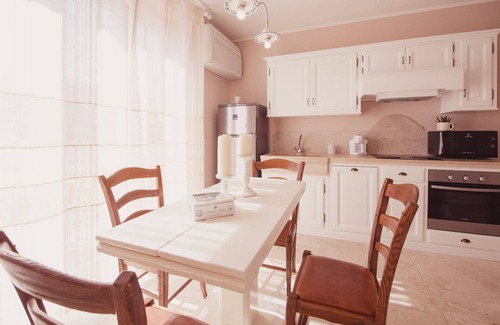 San Vincenzo Apartment | 100 sqm apartment with 2 bedrooms-5 minute walk from the sea in San Vincenzo