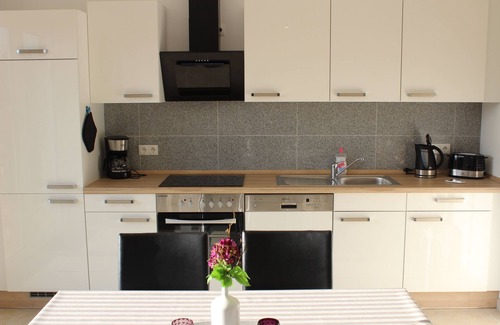 Rhauderfehn House | 100 sqm large, central and quiet holiday home in Rhauderfehn!