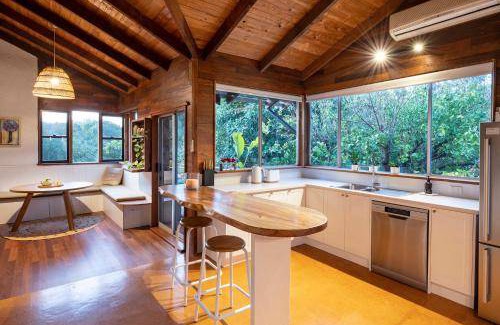 Margaret River House | 1000 m² House ∙ 3 bedrooms ∙ 6 guests