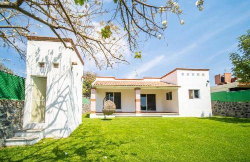 Oaxtepec House | 1000 m² House ∙ 3 bedrooms ∙ 8 guests
