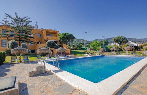 Pinos de Alhaurin Villa | 1000 m² Villa ∙ 9 bedrooms ∙ 20 guests