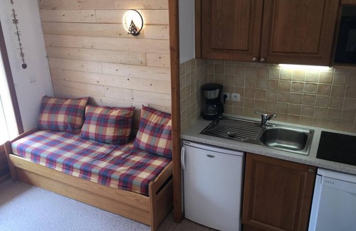 La Joue du Loup Apartment | 100m from resort center, Ground floor, terrace, tv, 28m², La Joue du Loup
