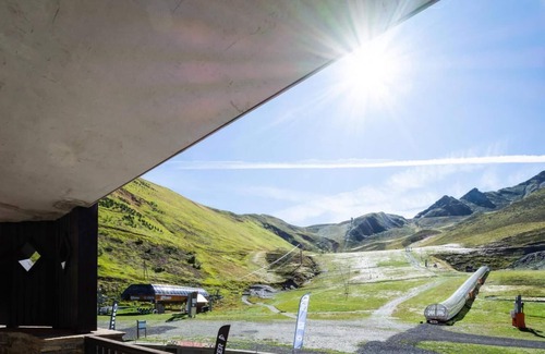 Peyragudes Apartment | 100m from resort center, 1st floor, parking, tv, ski locker, 49m², Peyragudes