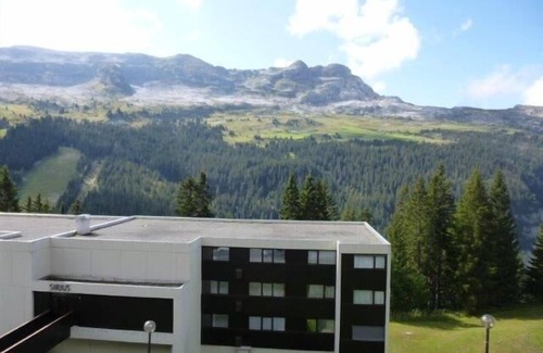 Flaine Apartment | 100m from shops, 3rd floor, view mountain, balcony, tv, 46m², Flaine