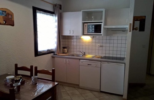 Villarodin-Bourget Apartment | 100m from ski slopes, 1st floor, tv, 35m², La Norma