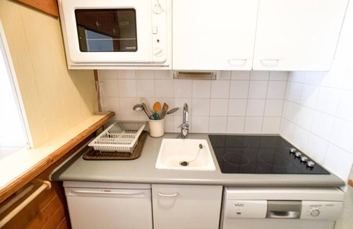 Tignes Apartment | 100m from ski slopes, 3rd floor, balcony, tv, ski locker, 27m², Tignes