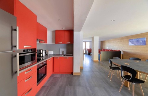 Bellentre Apartment | 100m from ski slopes, 3rd floor, view mountain, balcony, tv, ski locker, 124m², Montchavin La Plagne