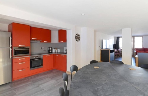 Bellentre Apartment | 100m from ski slopes, 3rd floor, view mountain, balcony, tv, ski locker, 124m², Montchavin La Plagne