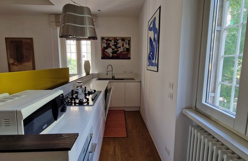 Quartiere XVII Trieste Apartment | 100sqm apartment with fine finishes and all amenities.
