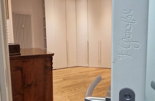 Quartiere XVII Trieste Apartment | 100sqm apartment with fine finishes and all amenities.