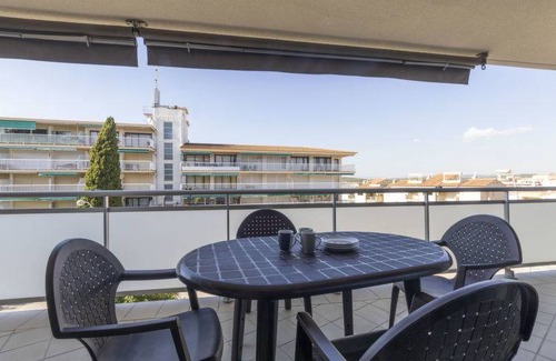 Torredembarra Apartment | 101 m² Apartment ∙ 3 bedrooms ∙ 6 guests