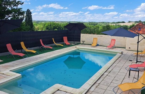 Saint-Meard-de-Drone Cottage | 101 m² Cabin ∙ 3 bedrooms ∙ 6 guests
