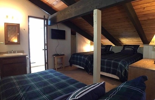 Mammoth Lakes Condo | 102 Standard by RedAwning