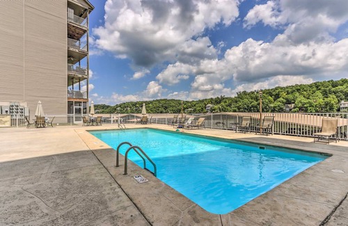 Camdenton Apartment | 103 m² Apartment ∙ 2 bedrooms ∙ 6 guests