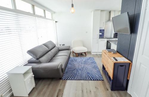 Chapel Saint Leonards House | 104 The Laurels