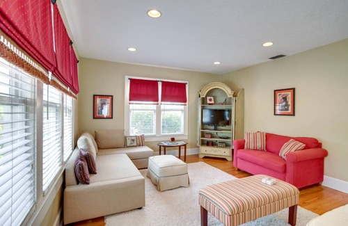 Historic Old Northeast Cottage | 104 m² Cottage ∙ 2 bedrooms ∙ 8 guests