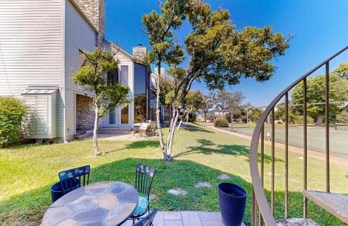 Lakeway Apartment | 104 World of Tennis Square #104