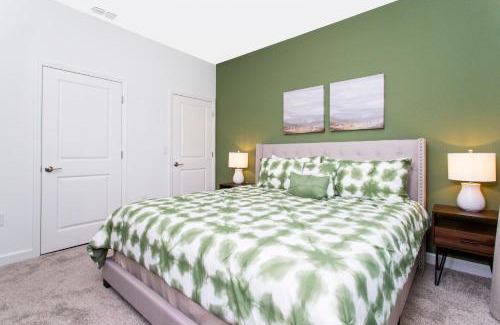 Four Corners House | 1056 LS - Luxury 4BR3BA - Champions Gate Bliss