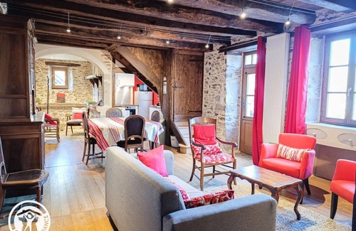 Saint-Cere House | 106 m² Gîte ∙ 3 bedrooms ∙ 6 guests