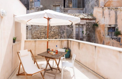 Ortigia Apartment | 107 m² Apartment ∙ 2 bedrooms ∙ 4 guests