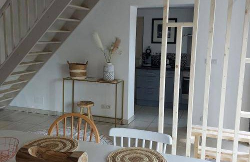 Nouaille-Maupertuis House | 107 m² House ∙ 3 bedrooms ∙ 10 guests