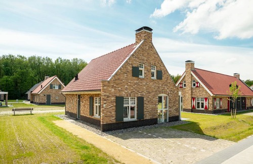 Kaatsheuvel House | 108 m² Bungalow ∙ 3 bedrooms ∙ 6 guests