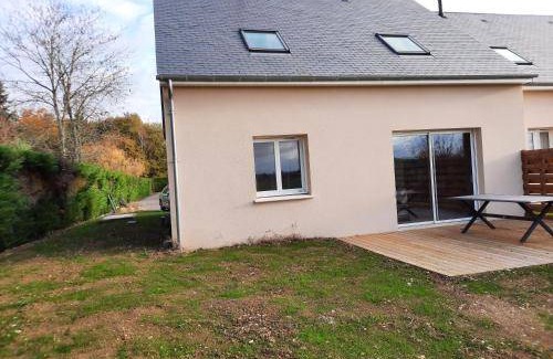 Joue-les-Tours House | 108 m² House ∙ 3 bedrooms ∙ 8 guests