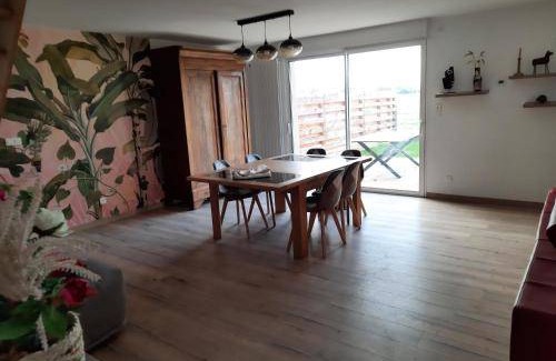 Joue-les-Tours House | 108 m² House ∙ 3 bedrooms ∙ 8 guests