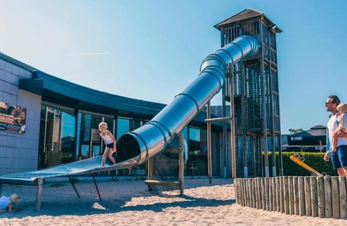 Mol Resort | 108 m² Resort ∙ 4 bedrooms ∙ 15 guests