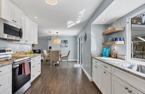 Grove City House | 109 m² House ∙ 2 bedrooms ∙ 4 guests
