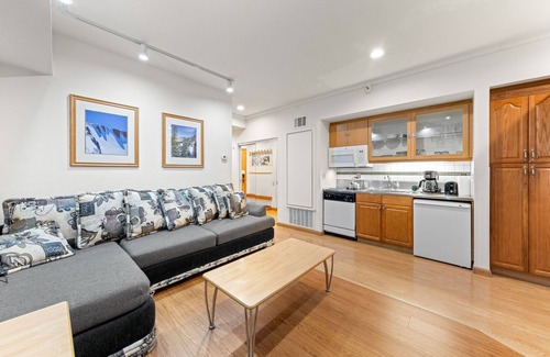 Olympic Valley Condo | 109 | Relax in Style - Studio w/View, Sauna, Tubs