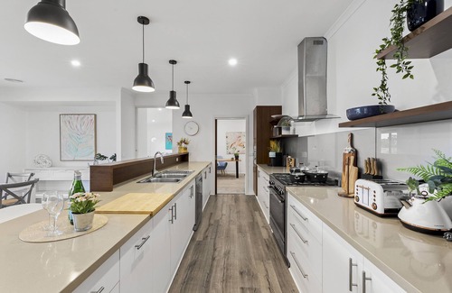 Leopold Other | 10BR for 20 Person reedylake farmstay