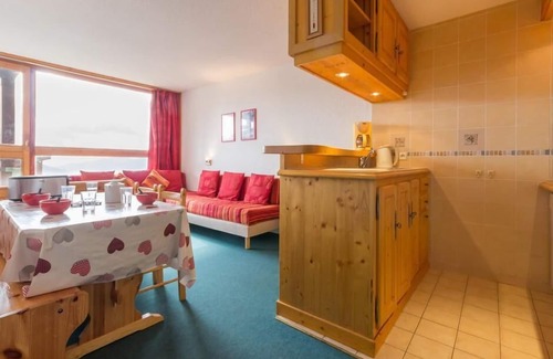 Arc-1800 Apartment | 10m from ski slopes, 2nd floor, view valley, balcony, tv, 33m², Les Arcs