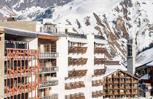 Tignes le Lac Apartment | 10m from ski slopes, 5th floor, tv, ski locker, 16m², Tignes