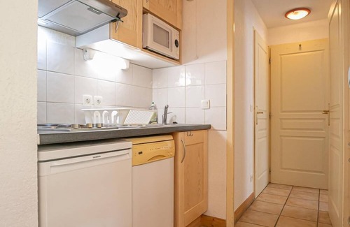 Aussois Apartment | 10m from ski slopes, Ground floor, terrace, tv, ski locker, 28m², Aussois