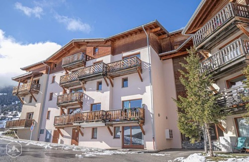Aussois Apartment | 10m from ski slopes, Ground floor, terrace, tv, ski locker, 28m², Aussois