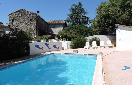 Anduze Ski Chalet | 10mn from ANDUZE STUDIO with SPA/PISCINE/CLIM/WIFI/PARKING in quiet country