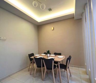 Central Seberang Perai House | 10pax -2 Storey House Bayu Mutiara at Bukit Mertajam