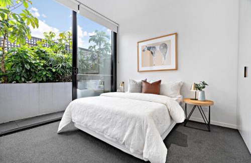 Windsor Apartment | 11/7 White street