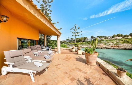 Cala Mandia Villa | 115 m² Villa ∙ 2 bedrooms ∙ 4 guests