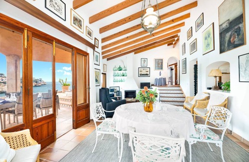 Cala Mandia Villa | 115 m² Villa ∙ 2 bedrooms ∙ 4 guests