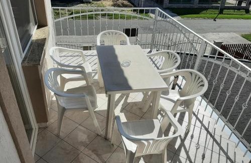Balatonlelle Apartment | 11 féröhelyes apartman