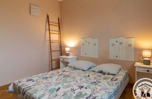 Saint-Georges-des-Gardes House | 112 m² House ∙ 3 bedrooms ∙ 6 guests